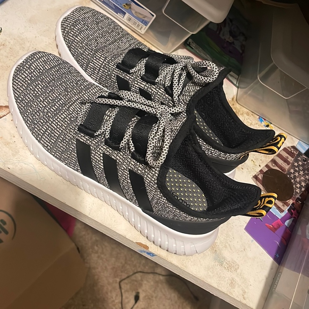 Mens size 8 womens 7